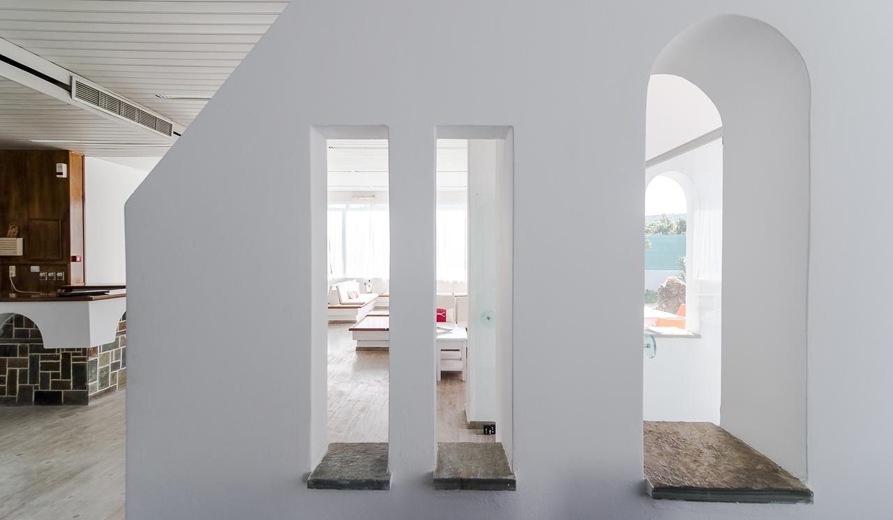 Paradiso Resort Agia Marina  Exterior photo