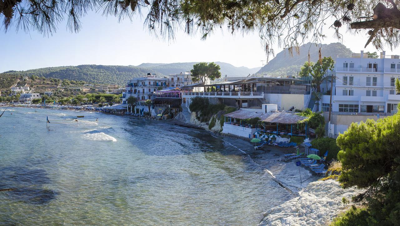 Paradiso Resort Agia Marina  Exterior photo